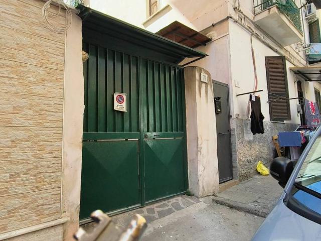 Appartamento in vendita a Napoli NA