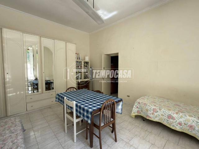 Appartamento in vendita a Napoli NA
