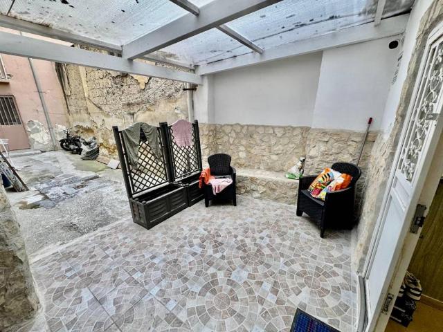 Appartamento in vendita a Napoli NA