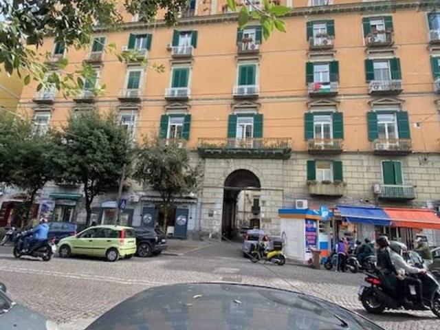 Appartamento in vendita a Napoli NA