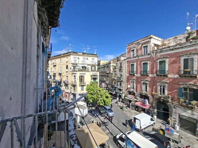Appartamento in vendita a Napoli NA