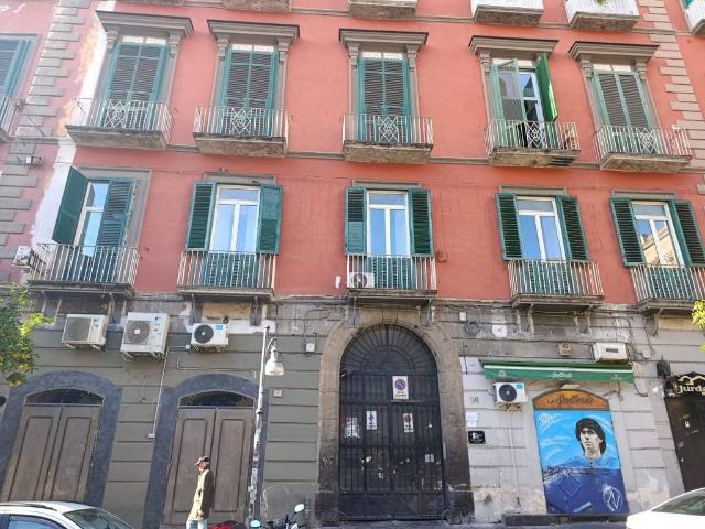 Appartamento in vendita a Napoli NA