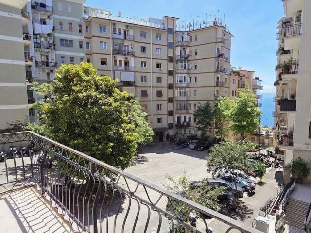 Appartamento in vendita a Napoli NA