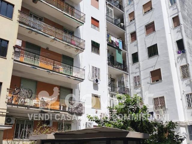 Appartamento in vendita a Napoli NA