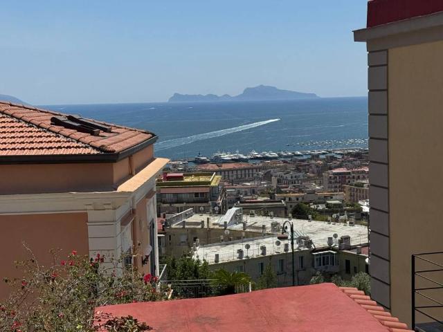 Appartamento in vendita a Napoli NA