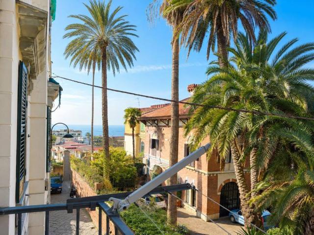 Appartamento in vendita a Napoli NA