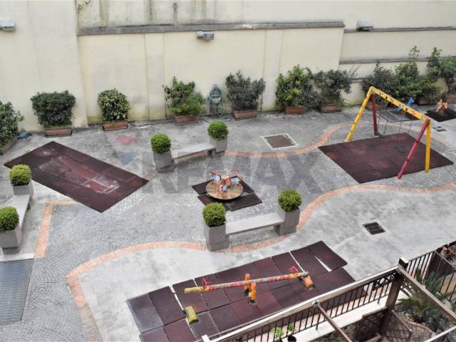 Appartamento in vendita a Napoli NA