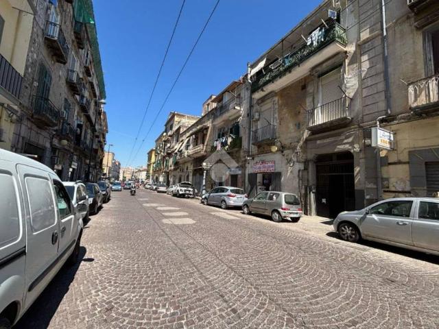 Appartamento in vendita a Napoli NA