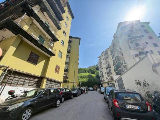 Appartamento in vendita a Napoli NA