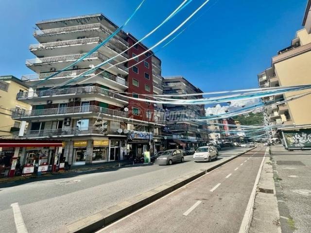 Appartamento in vendita a Napoli NA