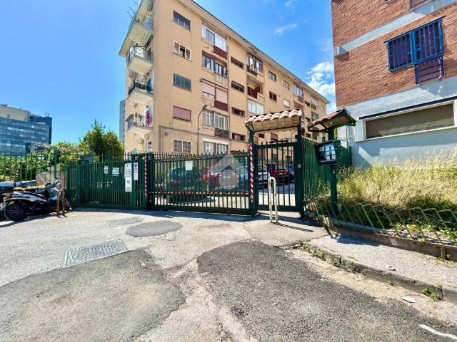 Appartamento in vendita a Napoli NA