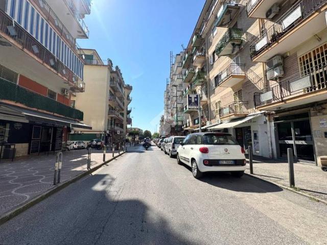 Appartamento in vendita a Napoli NA
