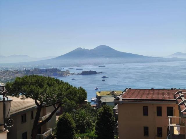 Appartamento in vendita a Napoli NA