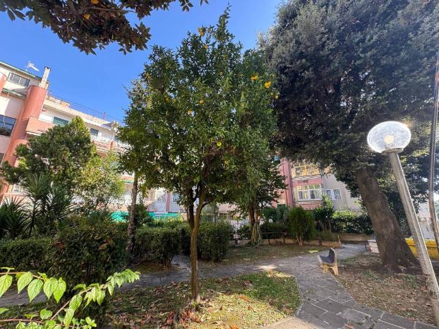 Appartamento in vendita a Napoli NA