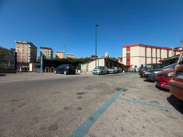 Appartamento in vendita a Napoli NA