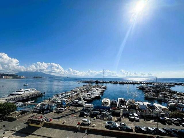 Appartamento in vendita a Napoli NA