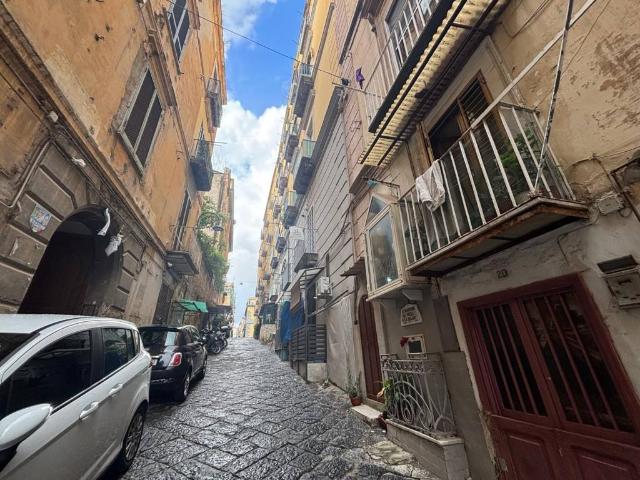 Appartamento in vendita a Napoli NA