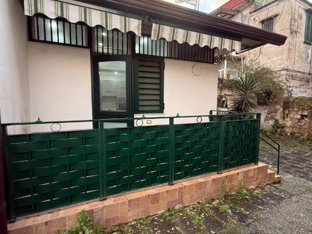 Appartamento in vendita a Napoli NA