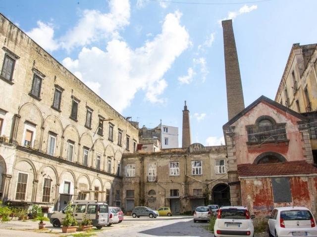 Appartamento in vendita a Napoli NA