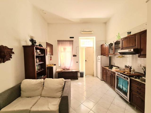 Appartamento in vendita a Napoli NA