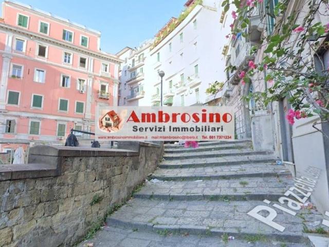 Appartamento in vendita a Napoli NA
