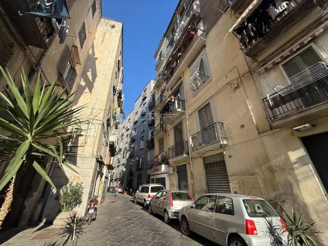 Appartamento in vendita a Napoli NA