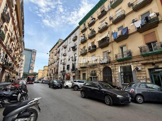 Appartamento in vendita a Napoli NA