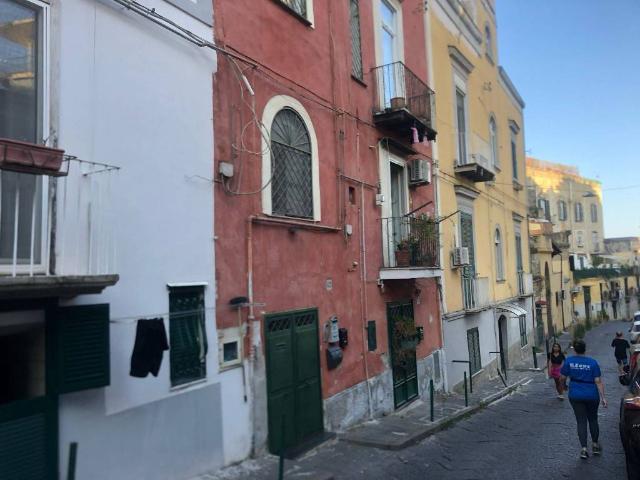 Appartamento in vendita a Napoli NA