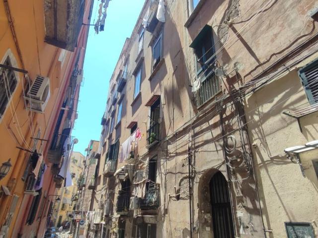 Appartamento in vendita a Napoli NA