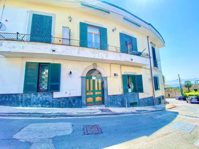 Appartamento in vendita a Napoli NA