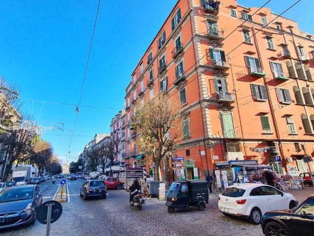 Appartamento in vendita a Napoli NA