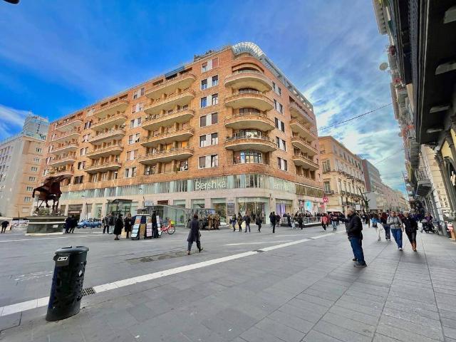Appartamento in vendita a Napoli NA
