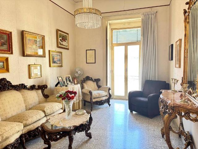 Appartamento in vendita a Napoli NA