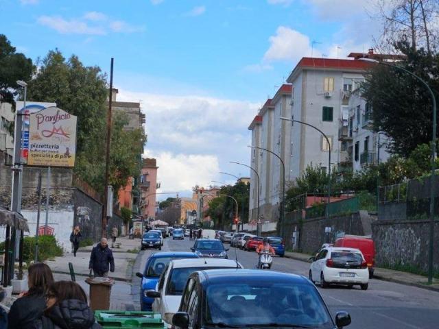 Appartamento in vendita a Napoli NA