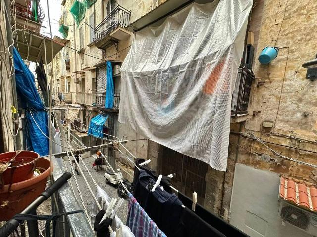 Appartamento in vendita a Napoli NA
