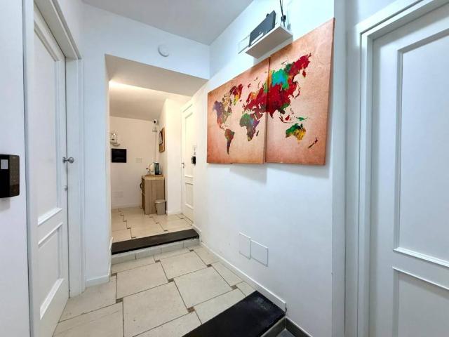 Appartamento in vendita a Napoli NA