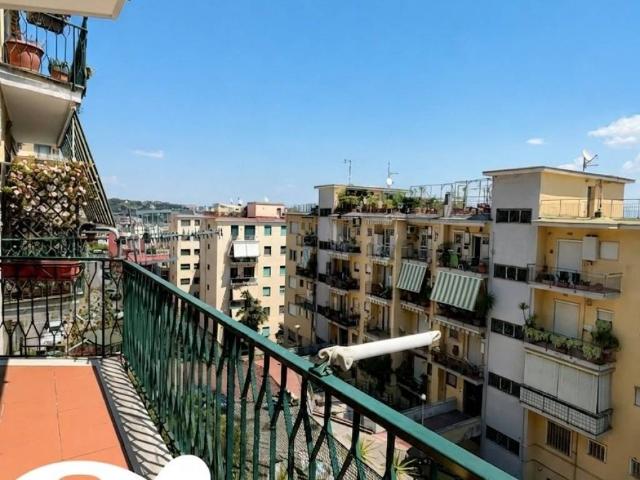 Appartamento in vendita a Napoli NA