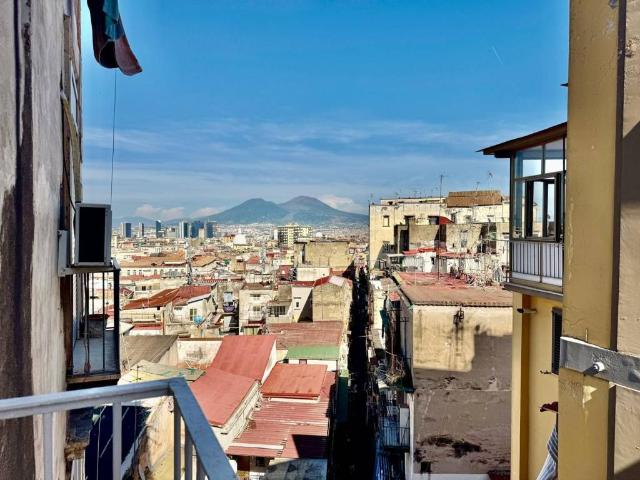 Appartamento in vendita a Napoli NA