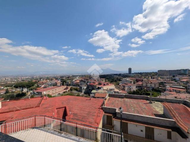 Appartamento in vendita a Napoli NA