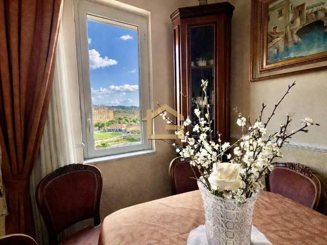 Appartamento in vendita a Napoli NA