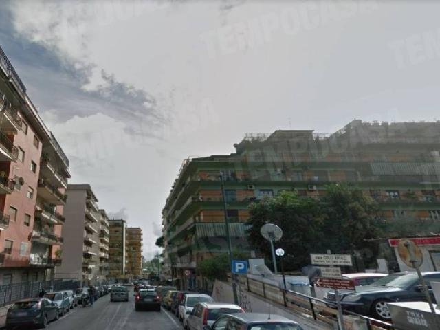 Appartamento in vendita a Napoli NA
