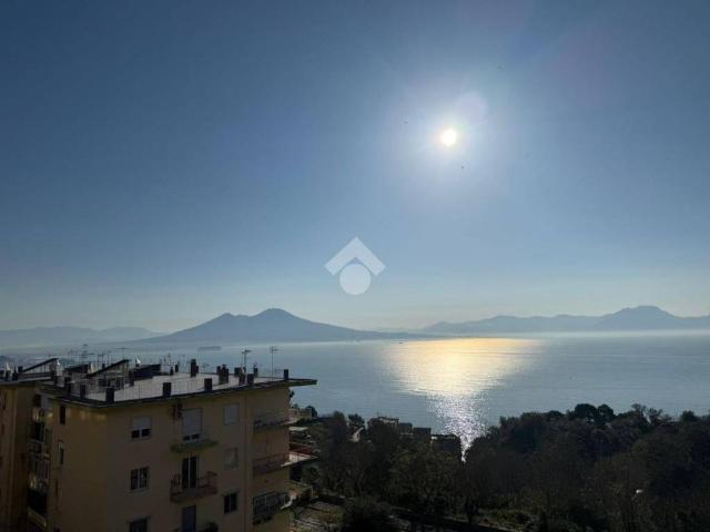 Appartamento in vendita a Napoli, Posillipo