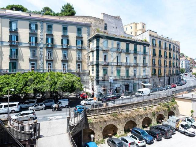 Appartamento in vendita a Napoli, Quartieri Spagnoli