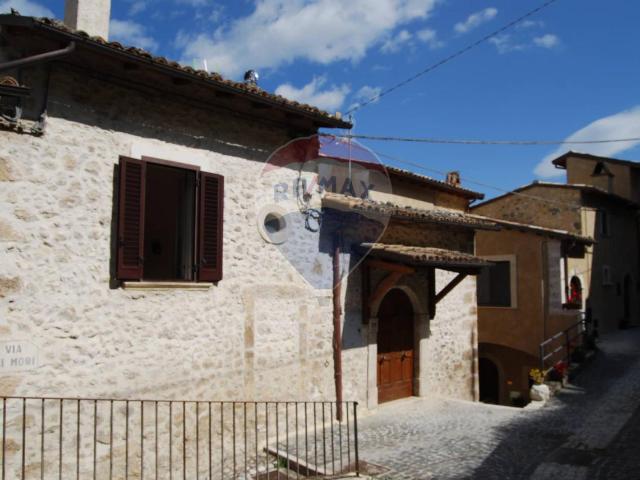 Appartamento in vendita a Navelli