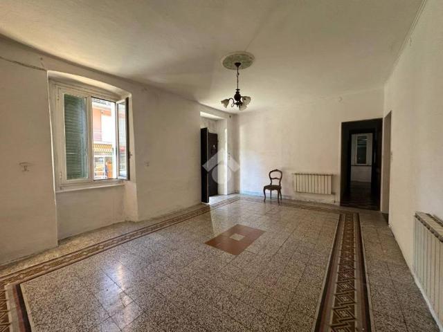 Appartamento in vendita a Ne GE