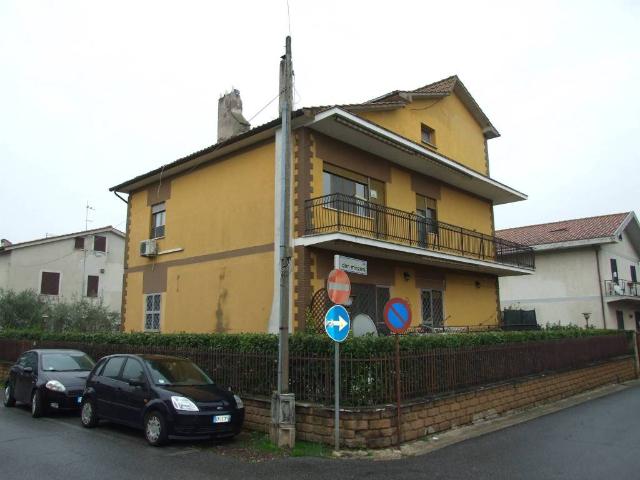 Appartamento in vendita a Nepi VT