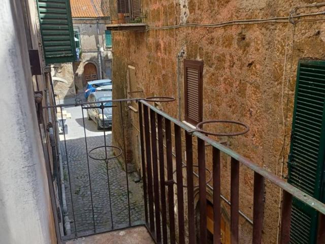 Appartamento in vendita a Nepi VT