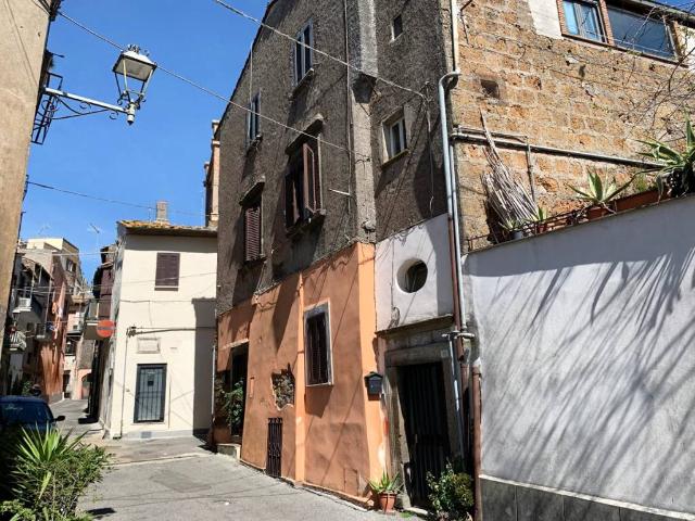Appartamento in vendita a Nepi VT