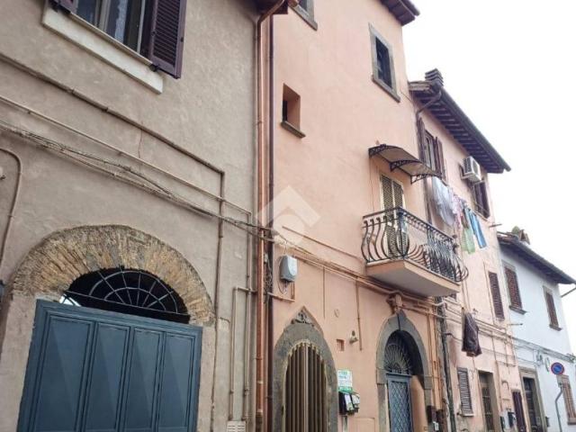 Appartamento in vendita a Nepi VT