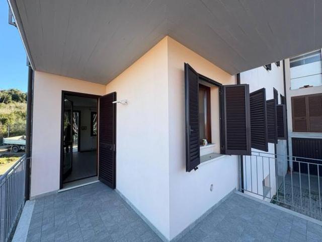 Appartamento in vendita a Nibbiaia Rosignano Marittimo 85 mq Rif: 1411909